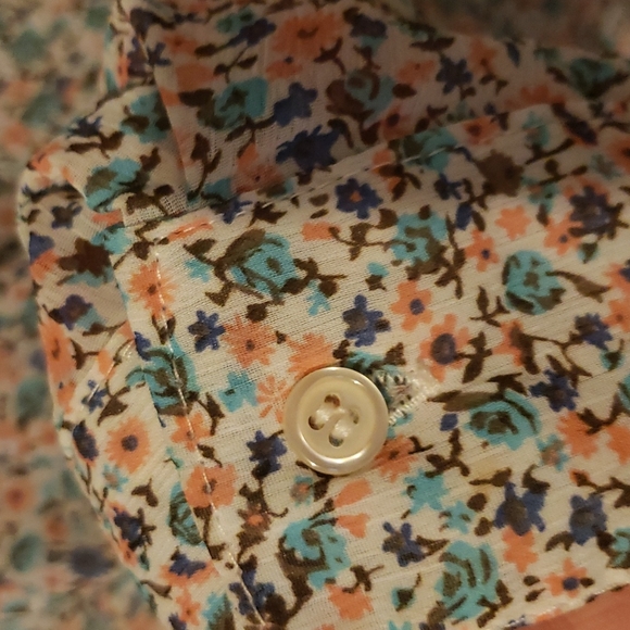Floral Mossimo top - Picture 4 of 7